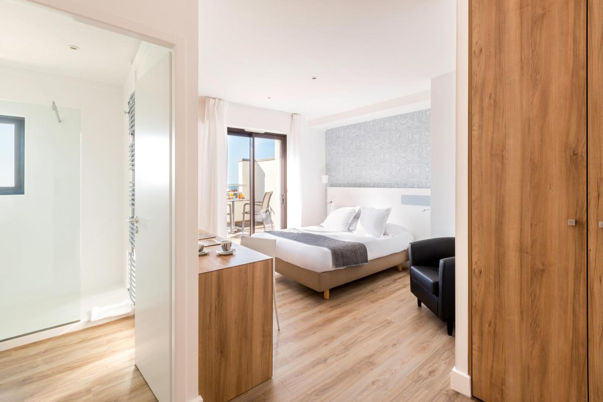 Hotel Kemaris Біарріц Екстер'єр фото