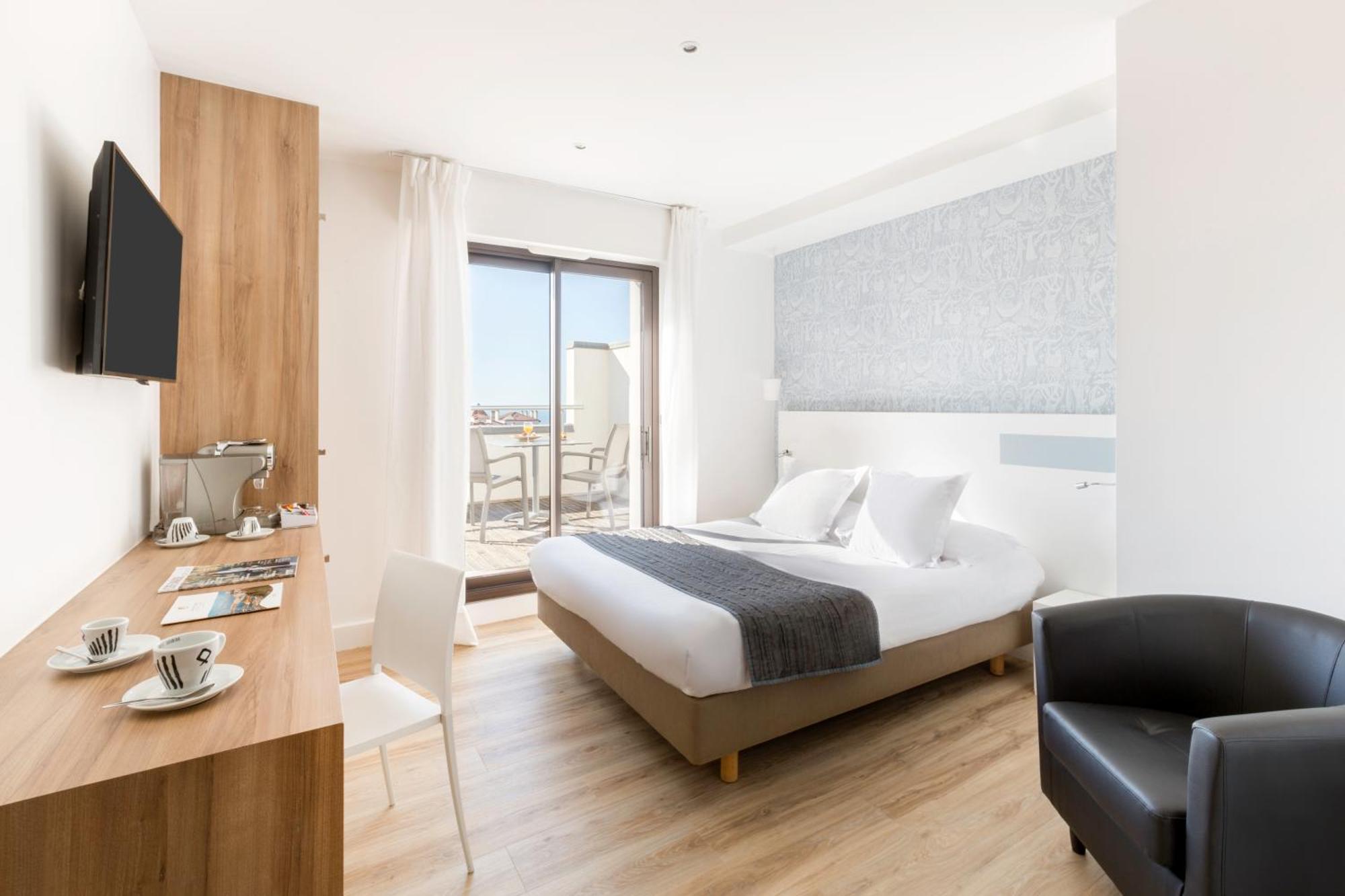 Hotel Kemaris Біарріц Екстер'єр фото